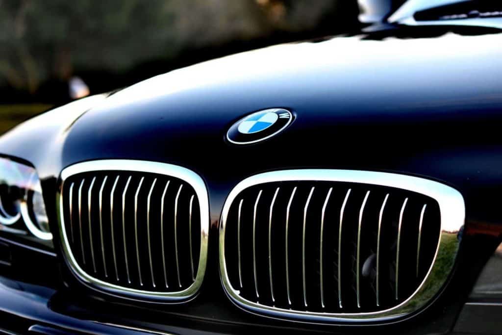 K & M Auto Services Ltd